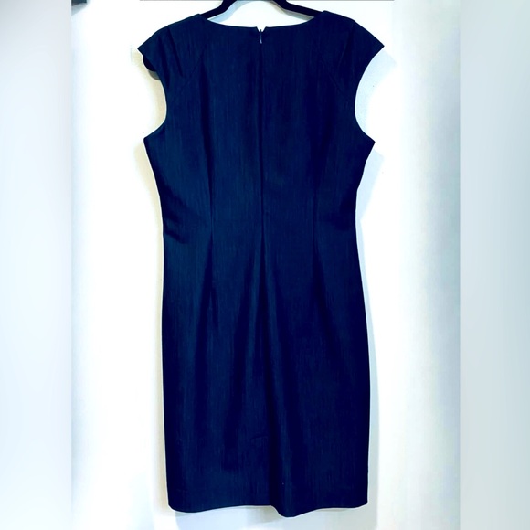 Calvin Klein Pleat Side Dress women’s Size 12. - Picture 2 of 4
